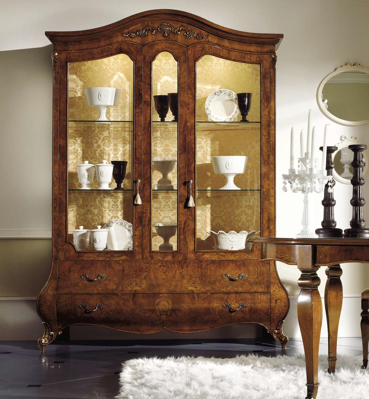 Витрина Monreale art.2051 от магазина Piramida Interiors