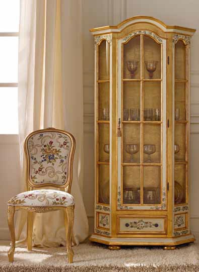 Витрина Il Giorno art.214 от магазина Piramida Interiors