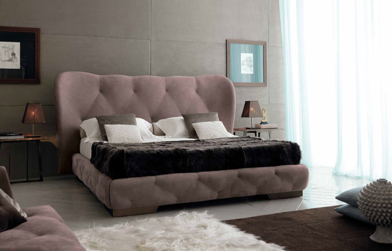 Кровать Home Decoration art.MARGOT от магазина Piramida Interiors