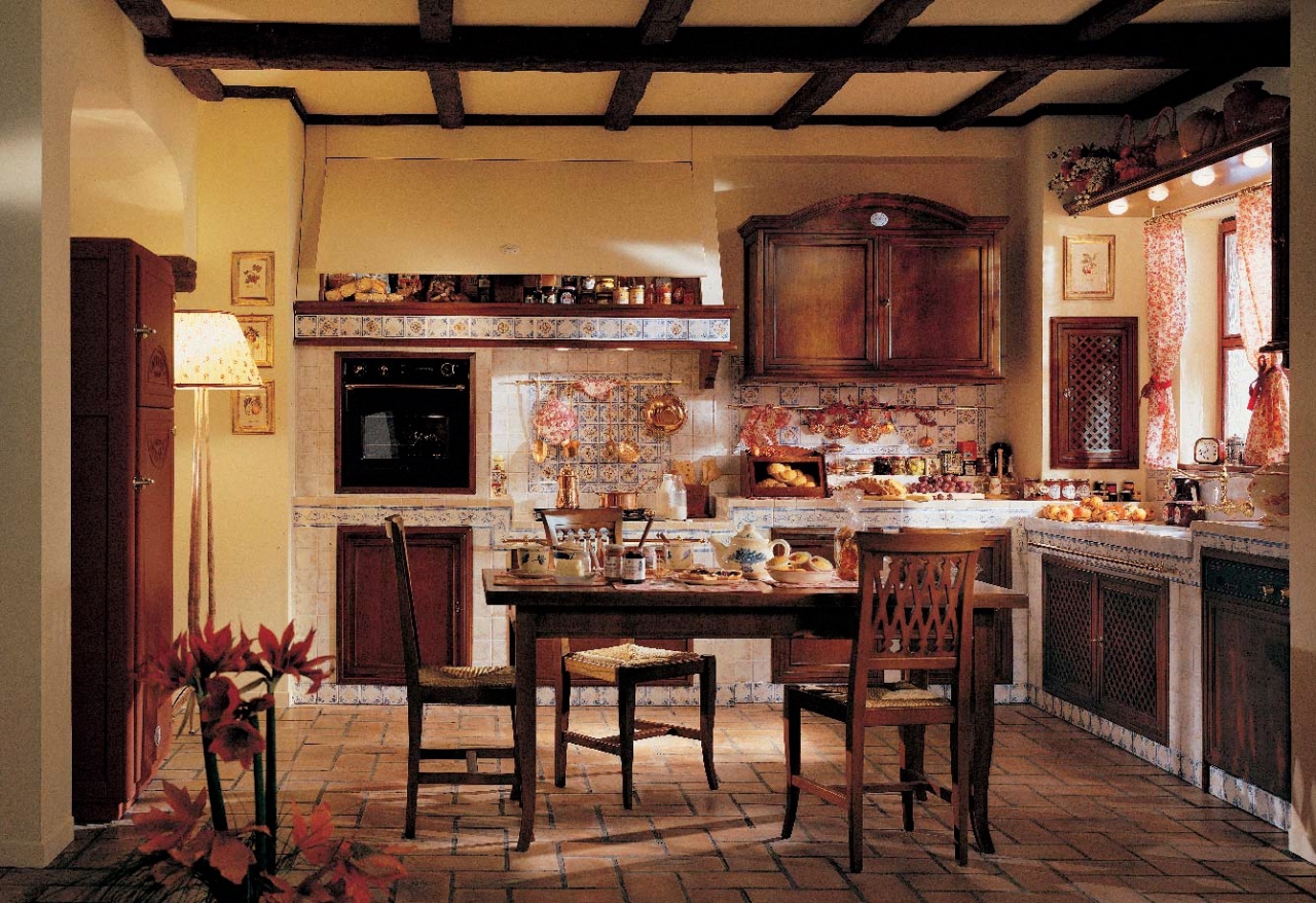 Кухня Antigua art.CILIEGIO_ANTIQUARIATO от магазина Piramida Interiors