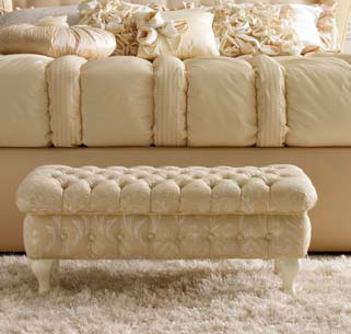 Пуф Regina art.405 от магазина Piramida Interiors