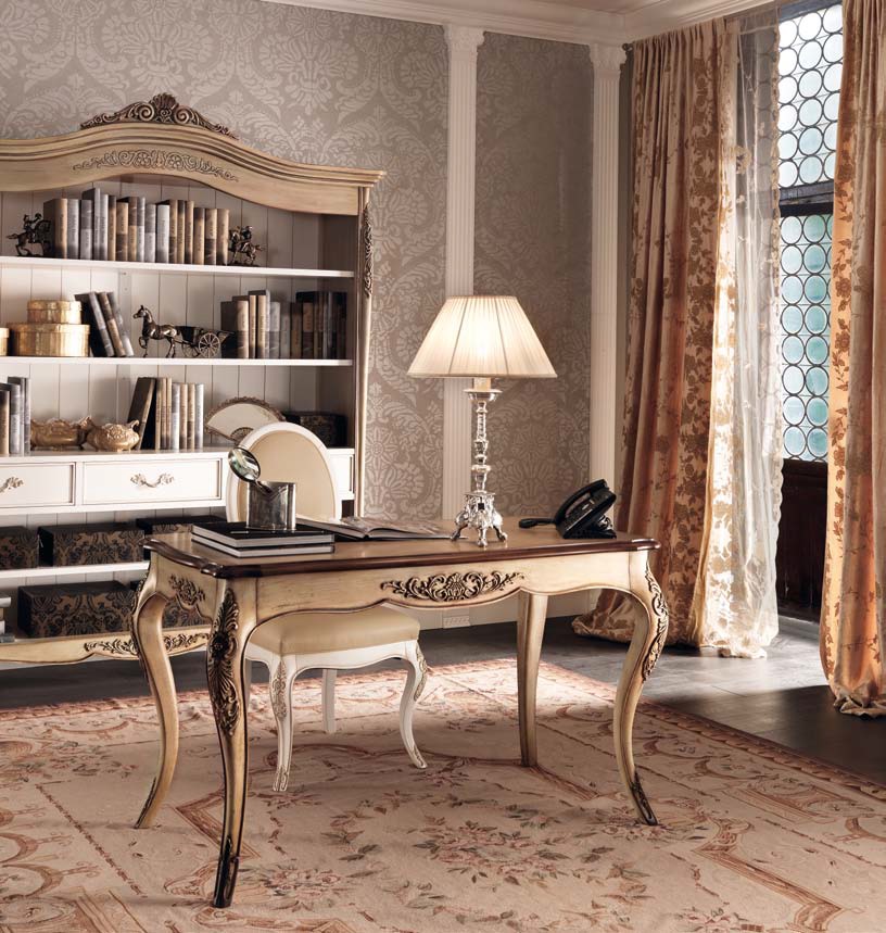 Письменный стол Gran Guardia art.2041_LCR от магазина Piramida Interiors
