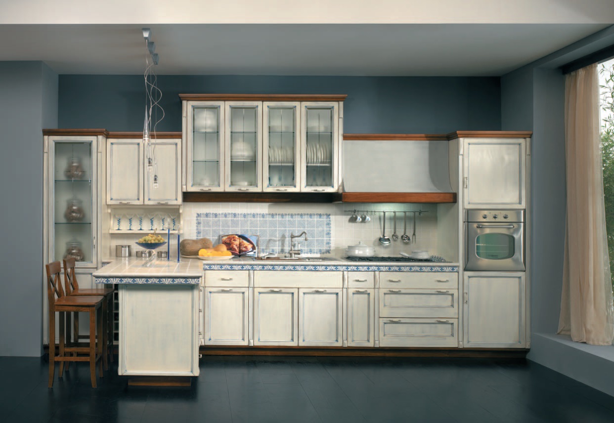 Кухня Regina art.LACCATO_ANTICO от магазина Piramida Interiors