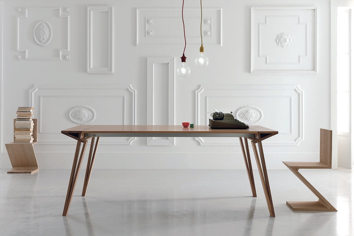 Стол Oblique art.TBQ200/TBQ280 от магазина Piramida Interiors