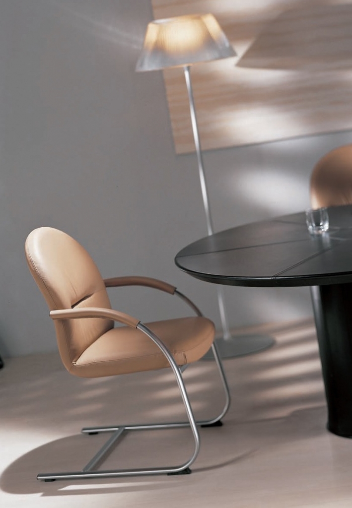Кресло Onda art.571 от магазина Piramida Interiors