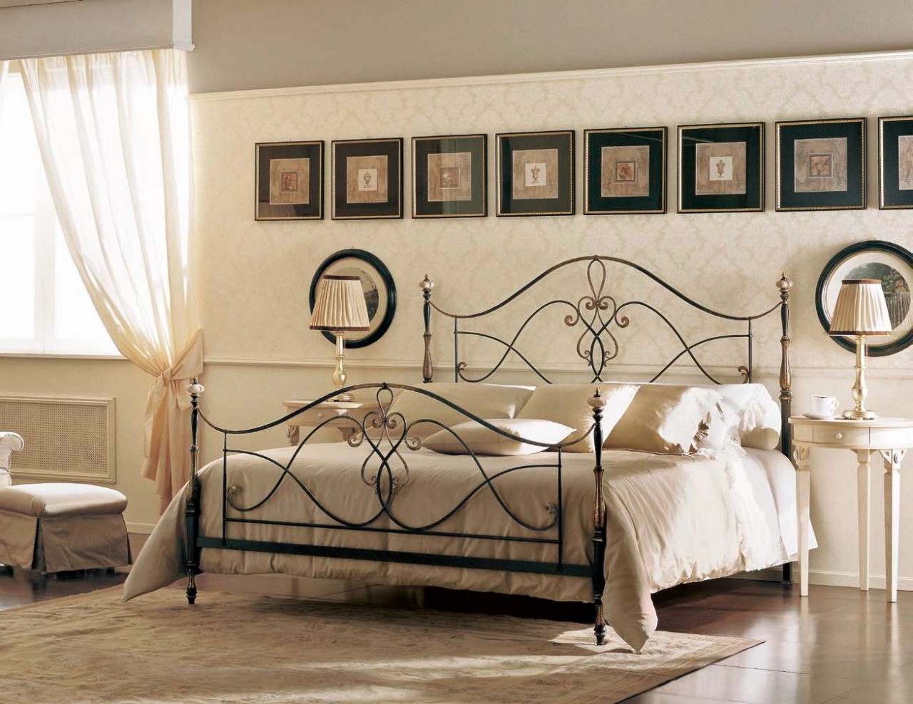 Кровать Alicante art.ALI от магазина Piramida Interiors