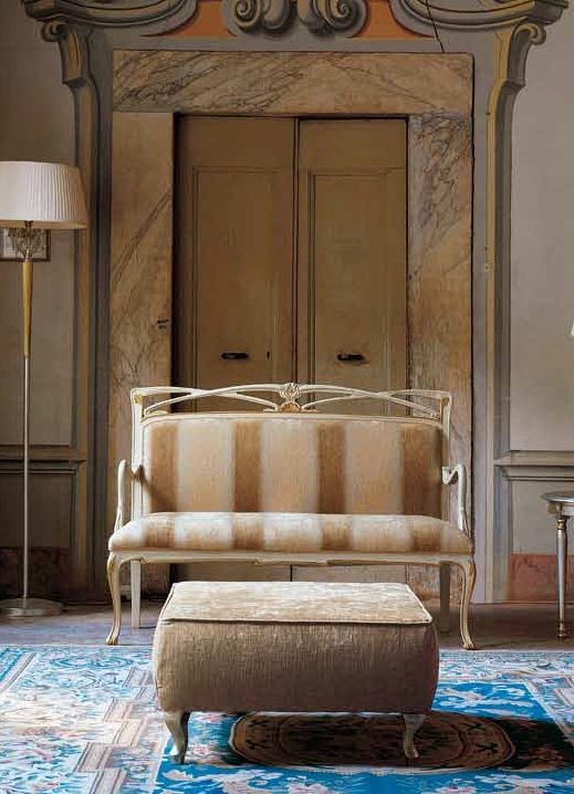 Диван Liberty art.300 от магазина Piramida Interiors