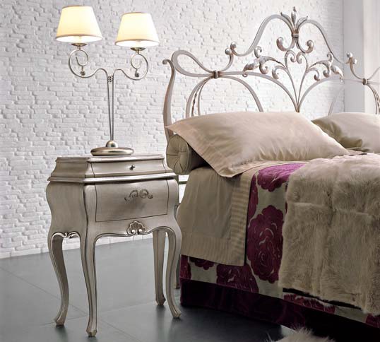 Прикроватная тумба Diletta art.13.101 от магазина Piramida Interiors