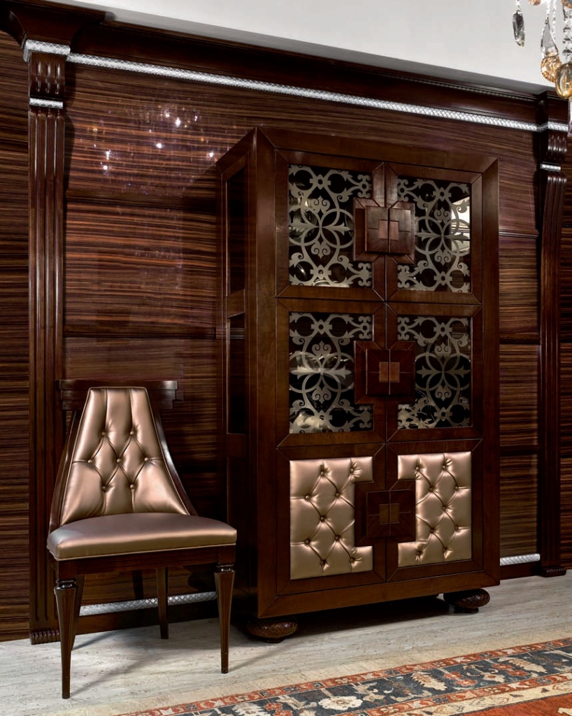 Витрина Campagne art.32.23-C от магазина Piramida Interiors
