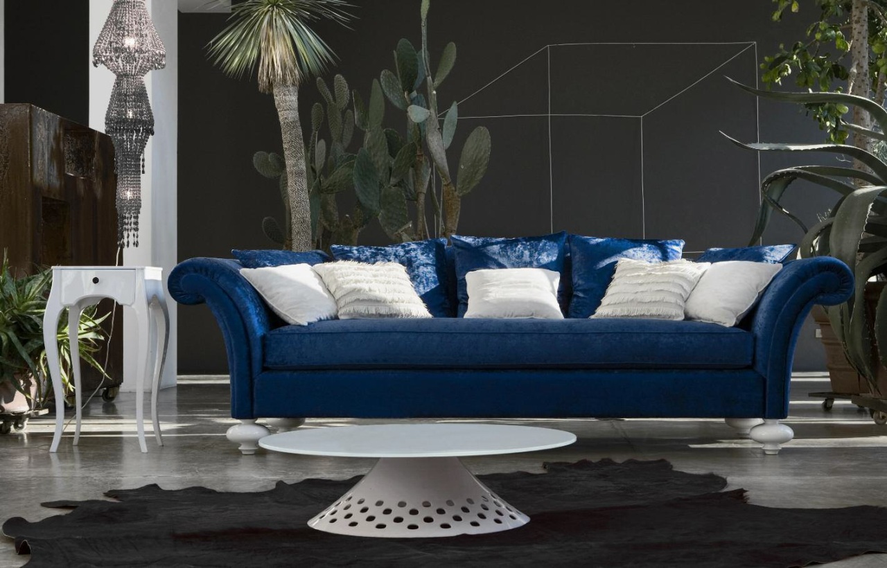 Диван What is Beauty art.EGOIST от магазина Piramida Interiors