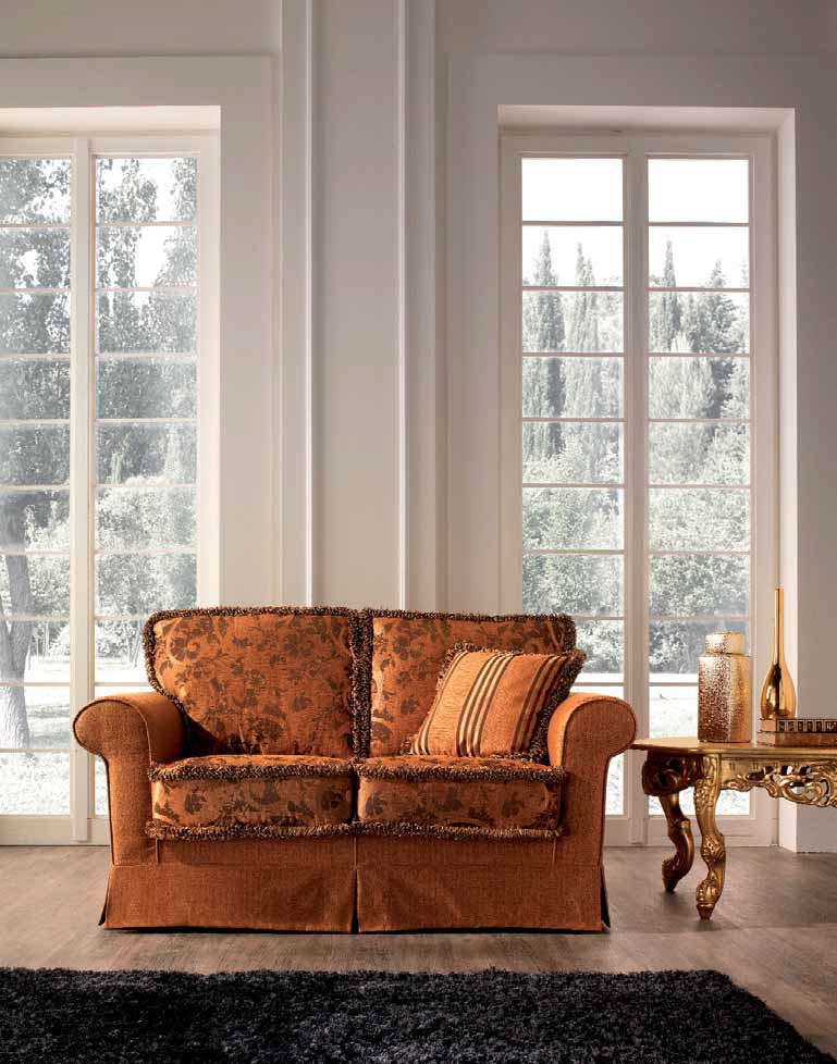 Диван Classico art.DANAE от магазина Piramida Interiors