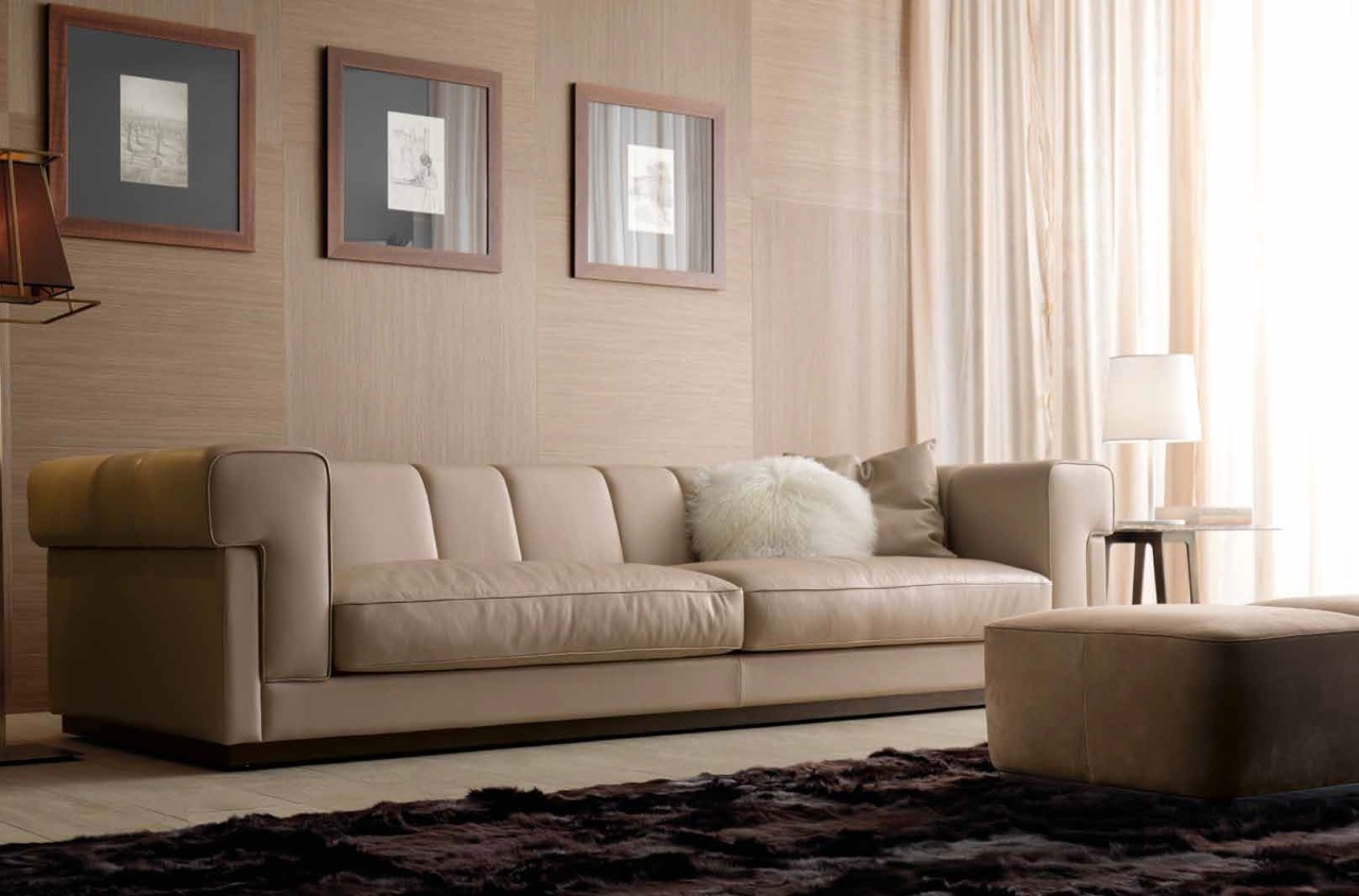 Диван Home Decoration art.HUGO_2 от магазина Piramida Interiors