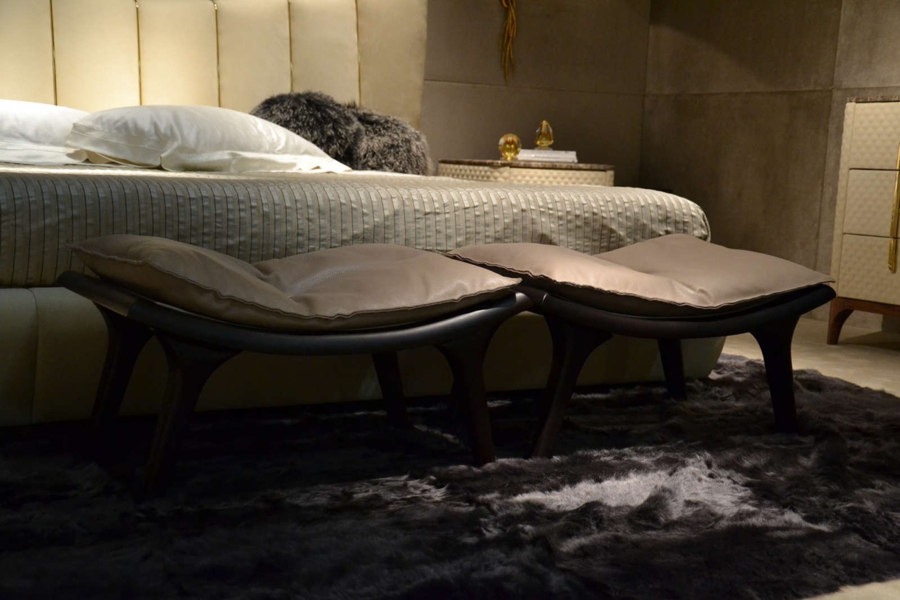 Банкетка Milano 2014 art.JASMINE от магазина Piramida Interiors