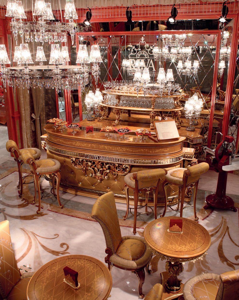 Стол Balbianello art.8927 от магазина Piramida Interiors