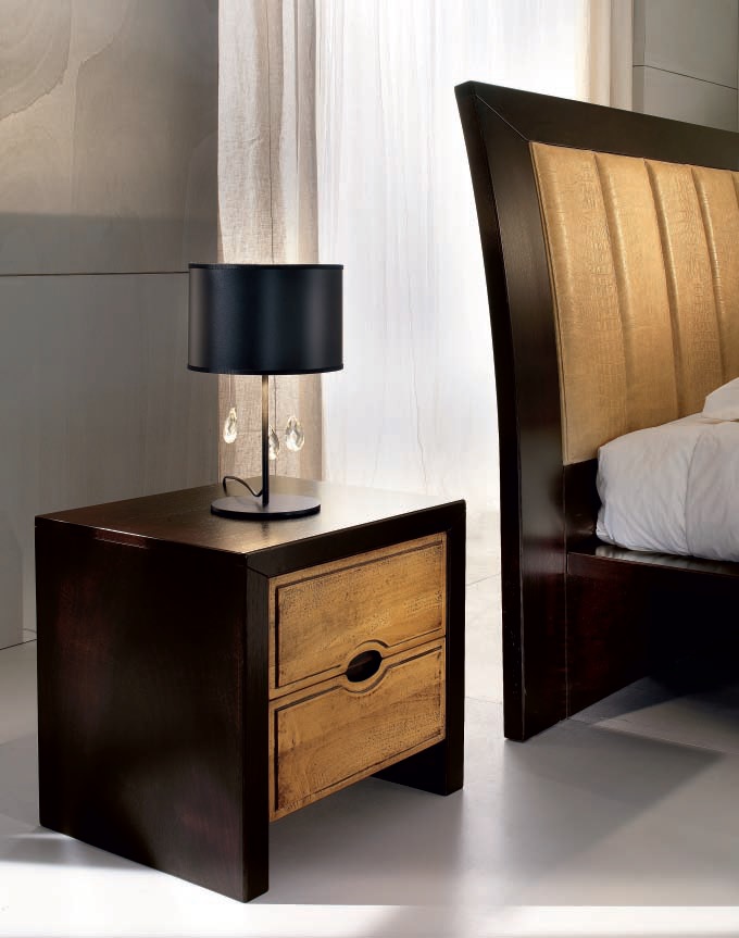 Прикроватная тумба Collezione Diamante art.D021 от магазина Piramida Interiors