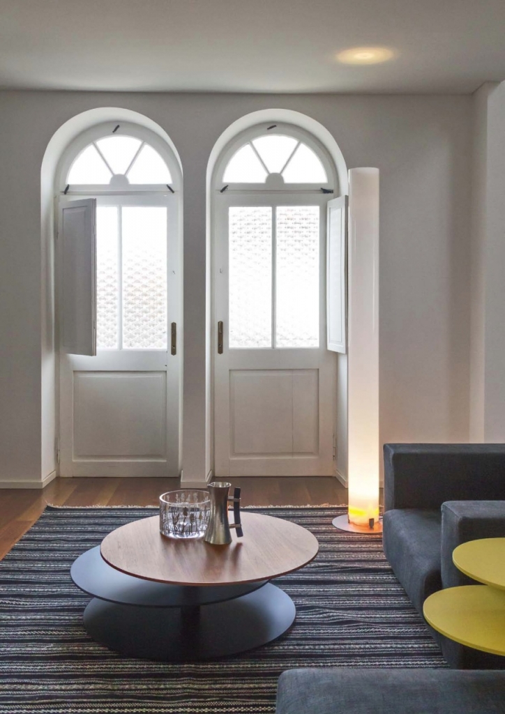 Журнальный стол Space art.6297 от магазина Piramida Interiors