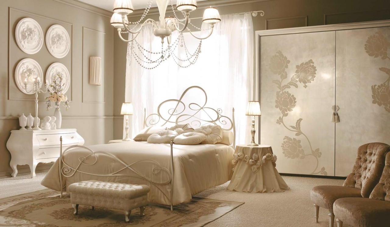 Кровать Lolita art.LOT от магазина Piramida Interiors