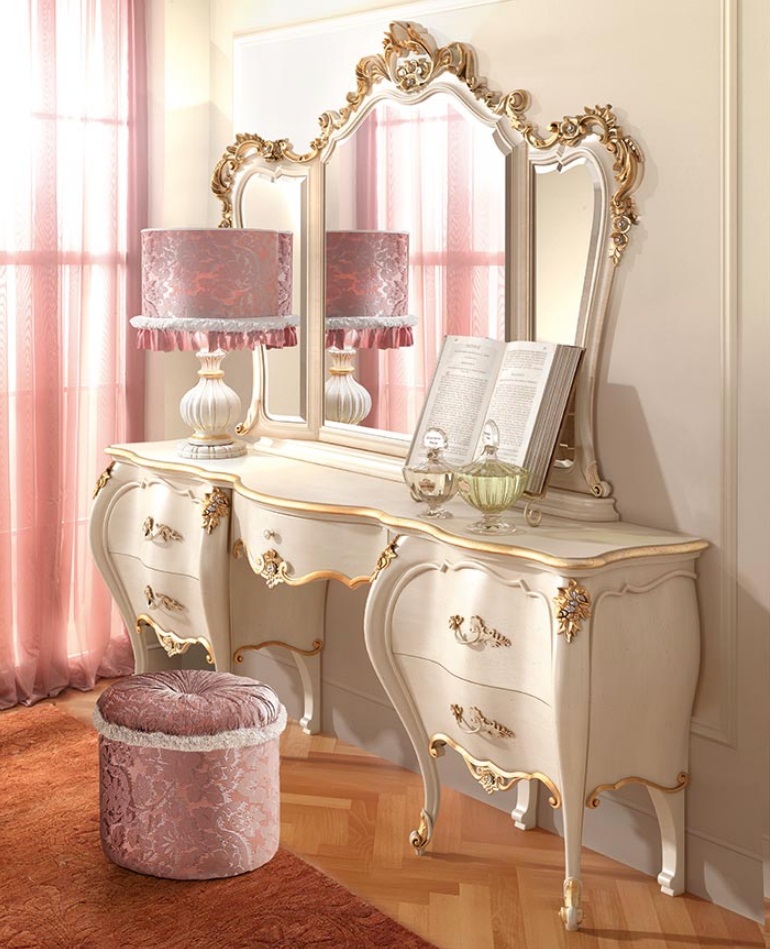 Пуф Romantica art.8009 от магазина Piramida Interiors