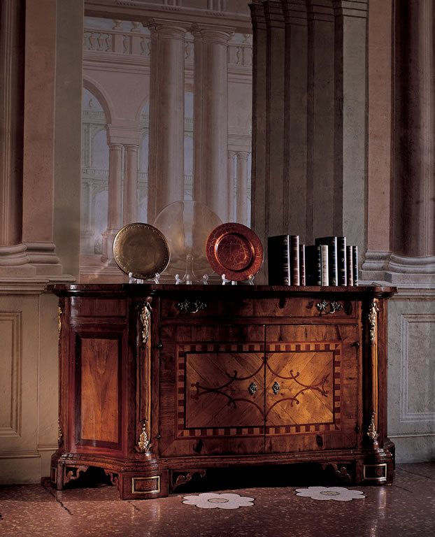 Буфет Gli Originali art.10018 от магазина Piramida Interiors