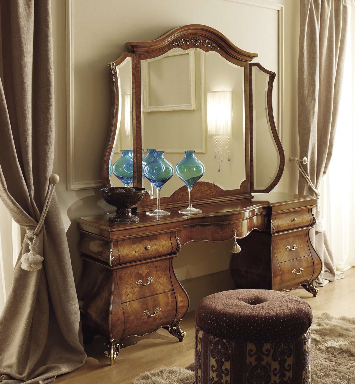 Пуф Monreale art.2009 от магазина Piramida Interiors